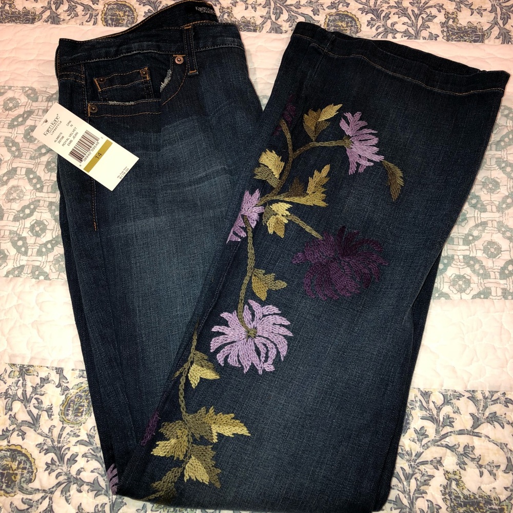 Karen Kane embroider Jeans. NWTS size 14.